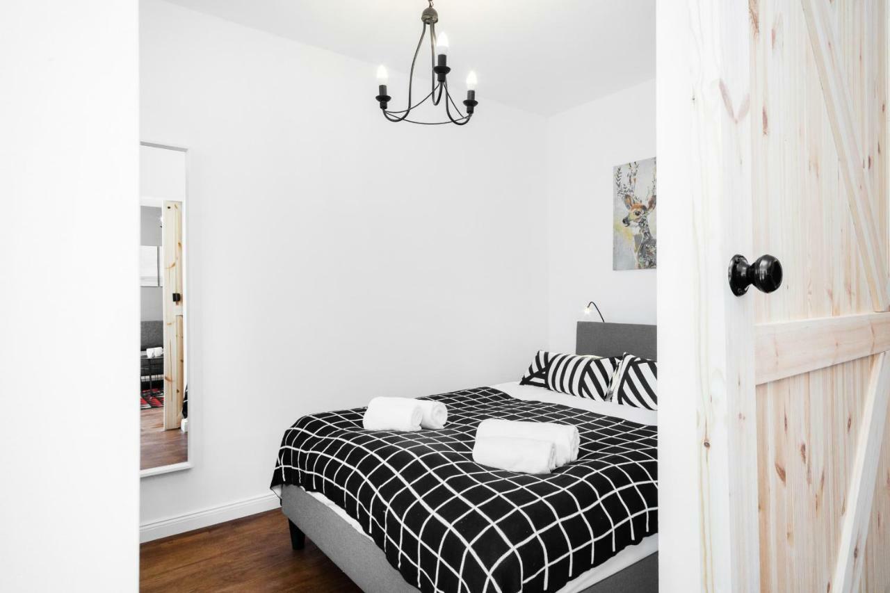 First Central Apartments By Noclegi Renters Varsovia Exterior foto